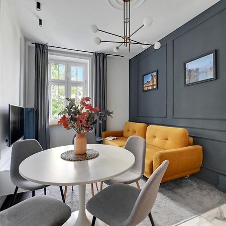 Chlebnicka Apartments In Main Old Town By Downtown Apartments 그단스크 외부 사진