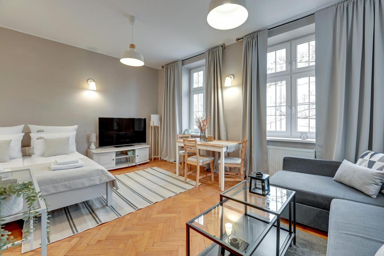 Chlebnicka Apartments In Main Old Town By Downtown Apartments 그단스크 외부 사진