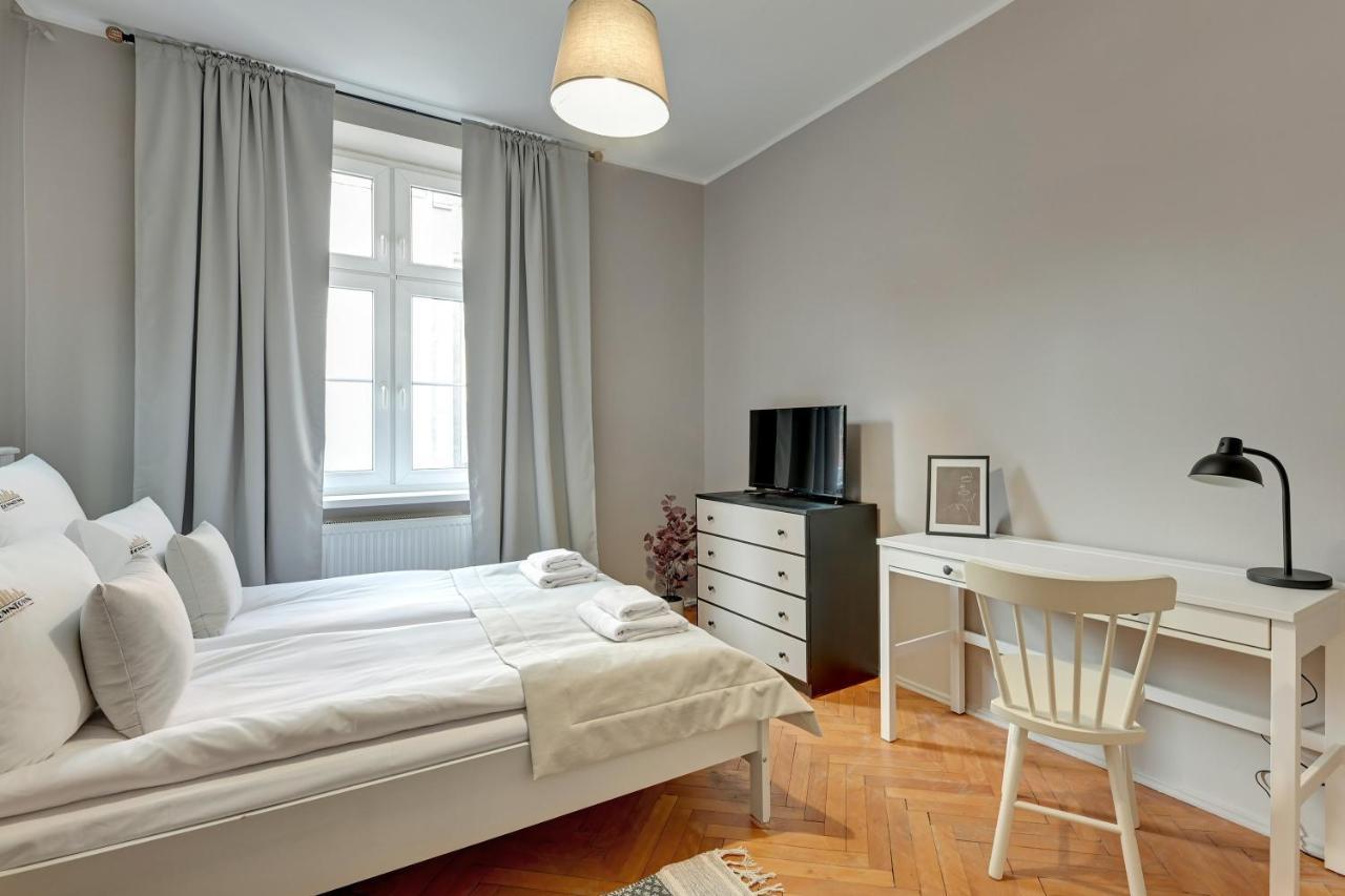 Chlebnicka Apartments In Main Old Town By Downtown Apartments 그단스크 외부 사진